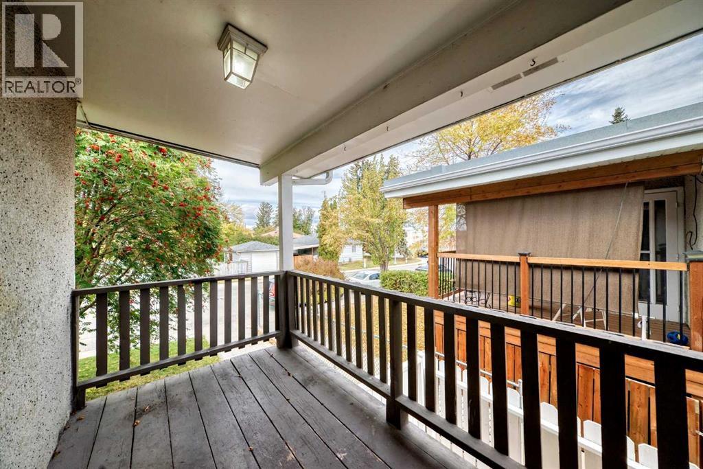 7409 37 Avenue Nw Property Photo 18