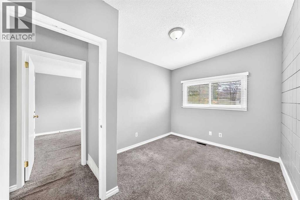 7409 37 Avenue Nw Property Photo 24