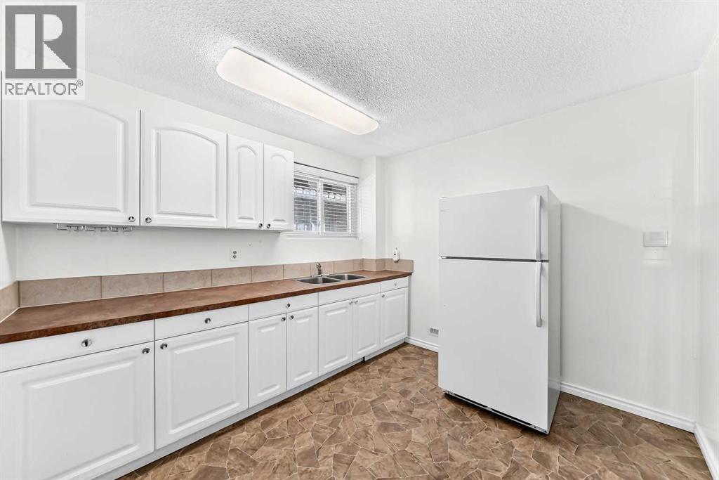 7409 37 Avenue Nw Property Photo 28