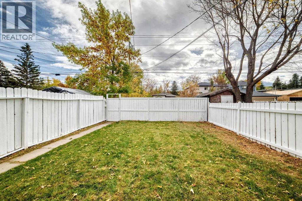 7409 37 Avenue Nw Property Photo 43