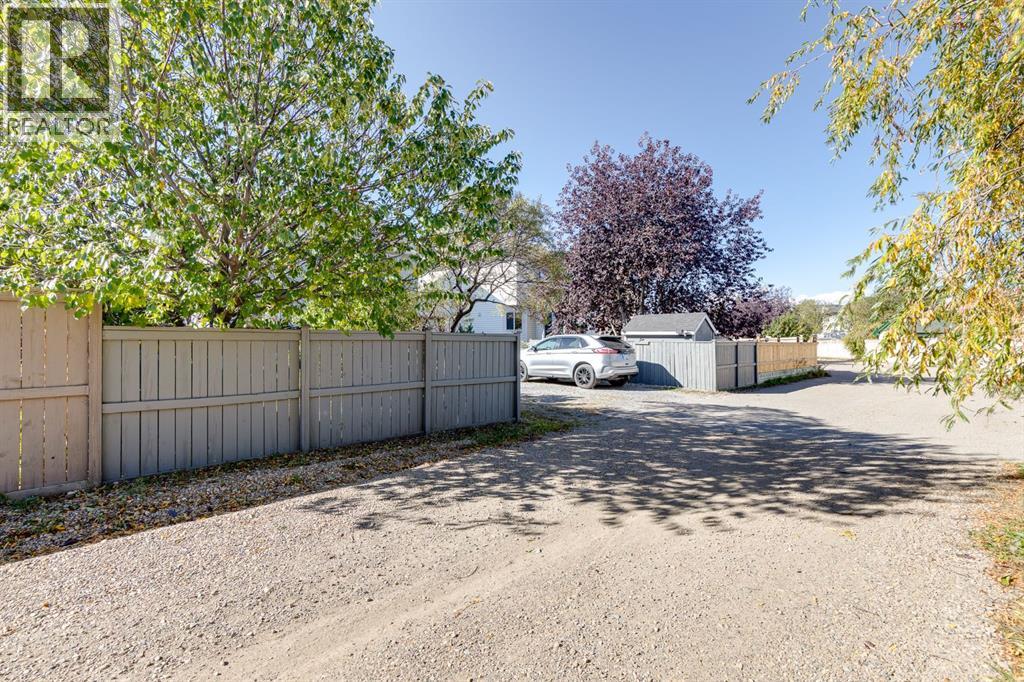 135 Springs Crescent Property Photo 42
