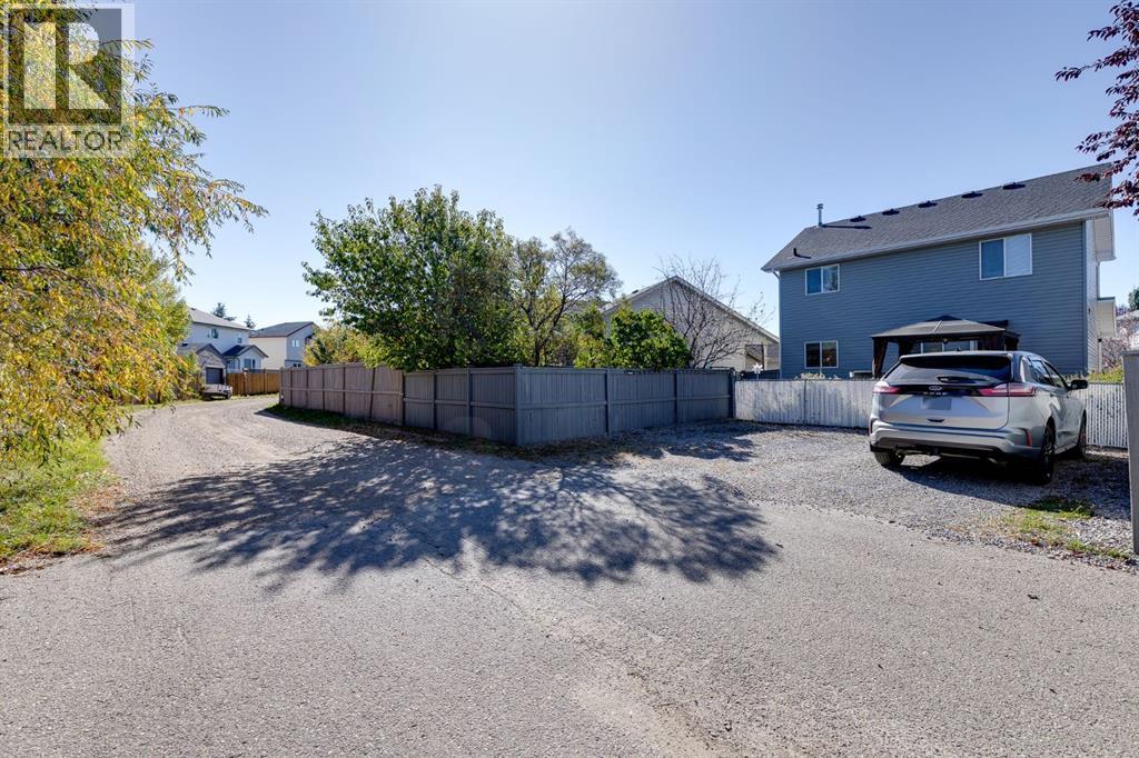 135 Springs Crescent Property Photo 43
