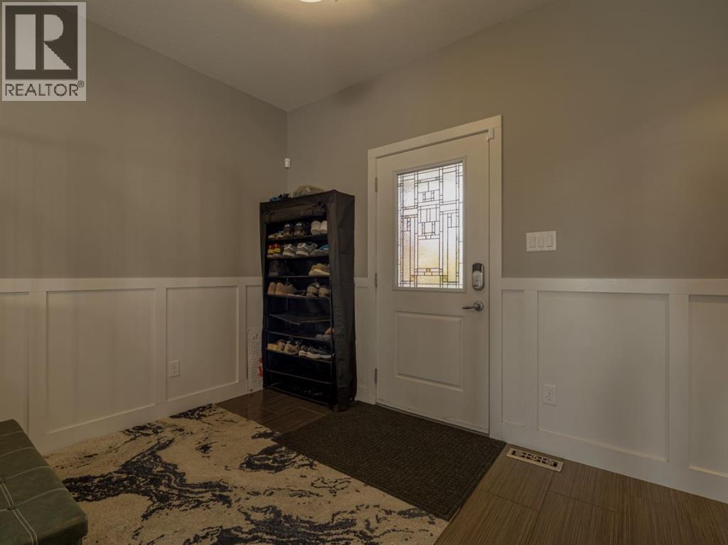 1569 Coalbanks Boulevard W Property Photo 6