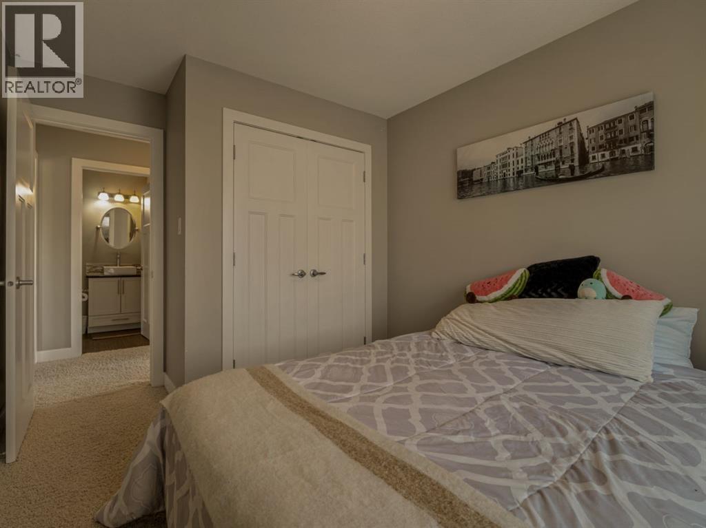 1569 Coalbanks Boulevard W Property Photo 27