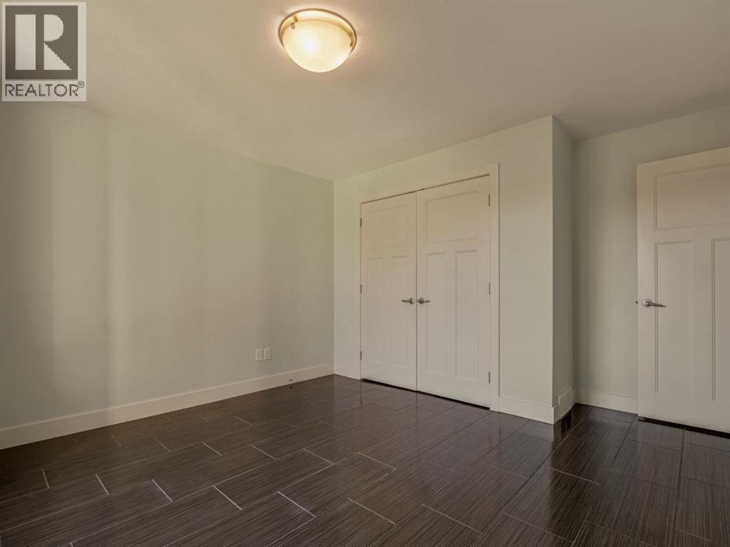 1569 Coalbanks Boulevard W Property Photo 33