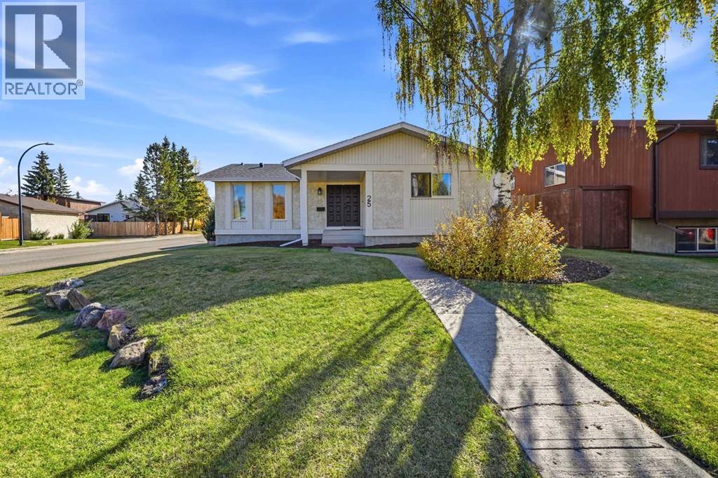 25 Clark Crescent Property Photo 1
