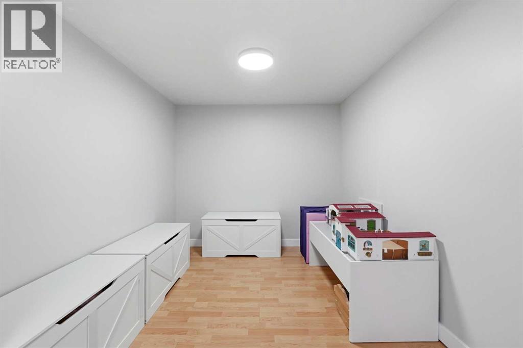 25 Clark Crescent Property Photo 19