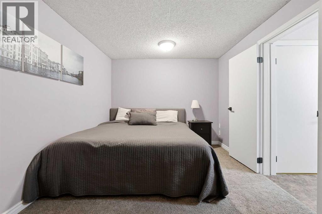 25 Clark Crescent Property Photo 20