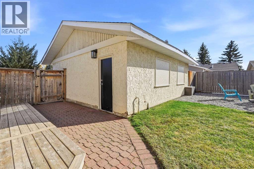 25 Clark Crescent Property Photo 24