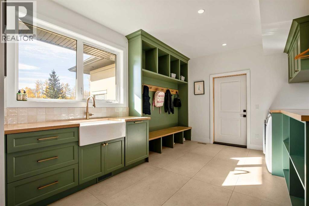25040 Burma Road Property Photo 32