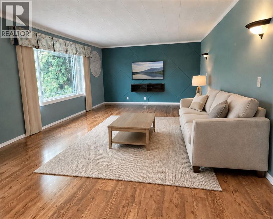 17530 Township Road 763a Property Photo 6