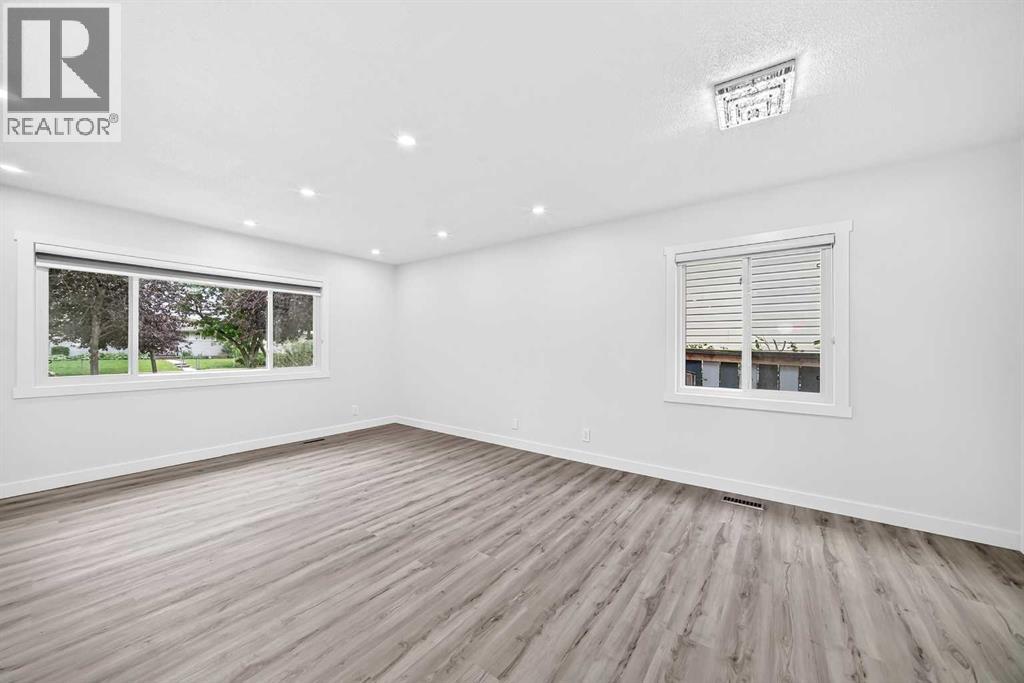 4908 Marlborough Drive Ne Property Photo 6