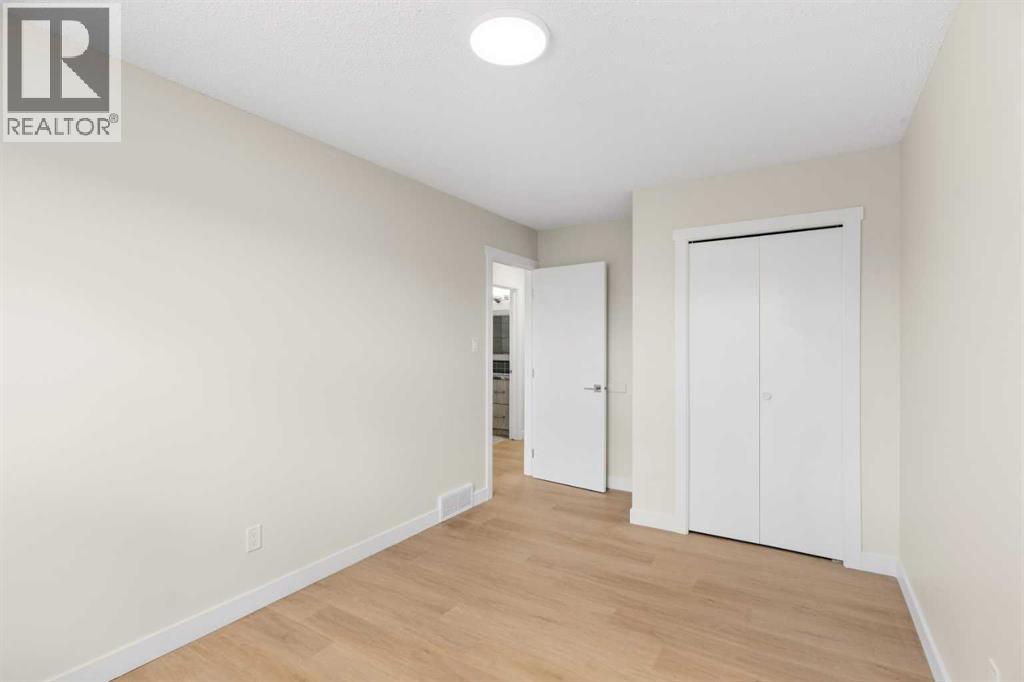 907 / 909 16 Street Ne Property Photo 16