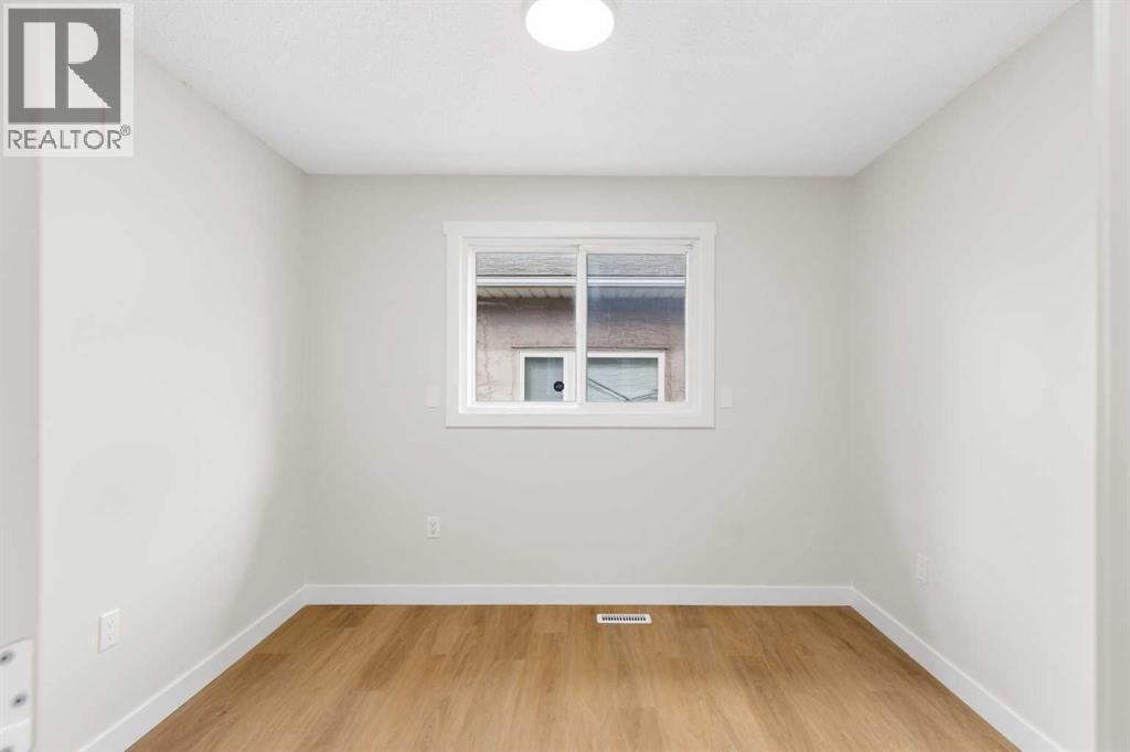 907 / 909 16 Street Ne Property Photo 35