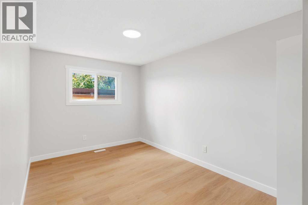 907 / 909 16 Street Ne Property Photo 38