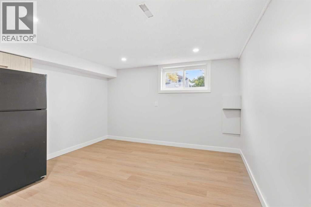 907 / 909 16 Street Ne Property Photo 45