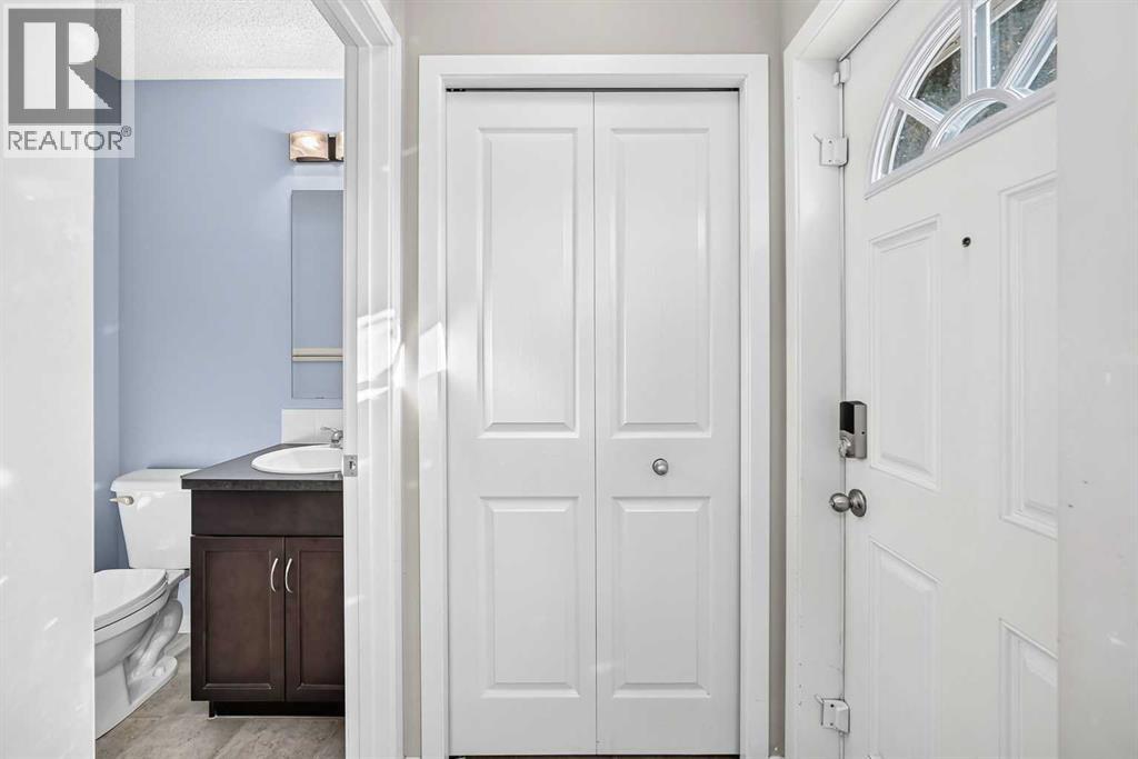 256 Autumn Green Se Property Photo 21