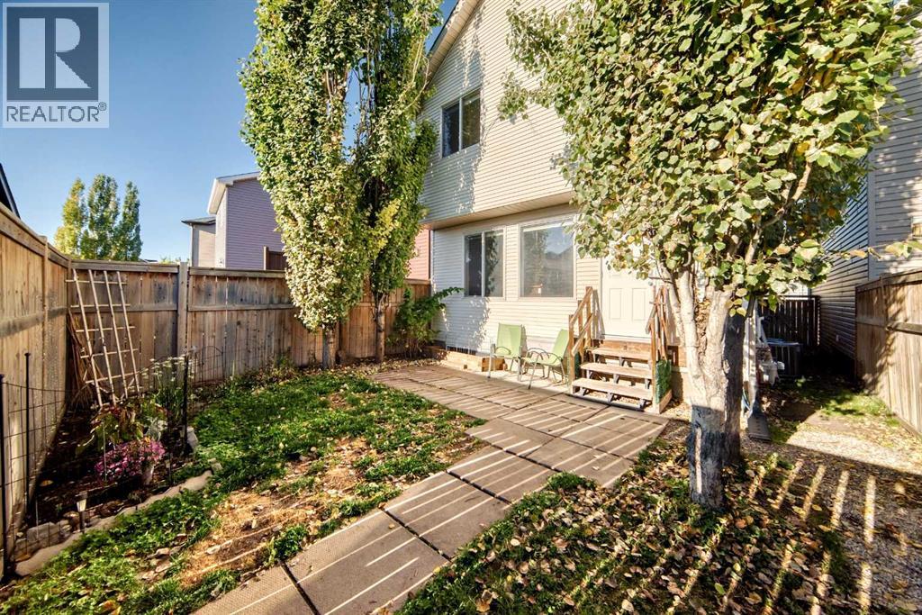 256 Autumn Green Se Property Photo 43
