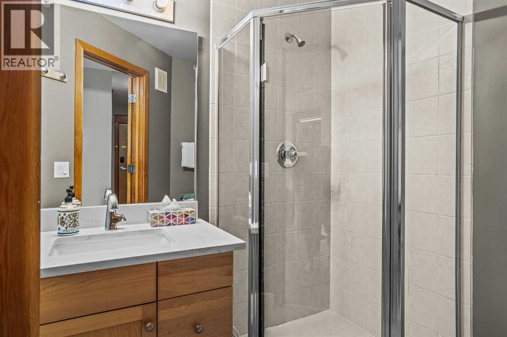 160 Kananaskis Way Property Photo 15