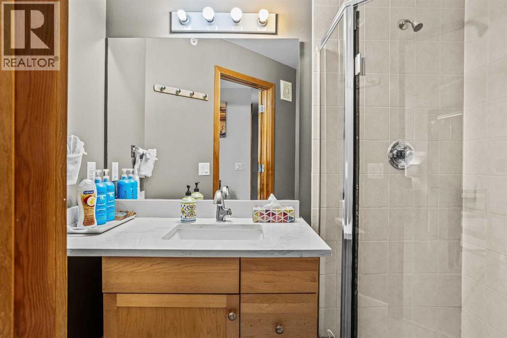 160 Kananaskis Way Property Photo 16