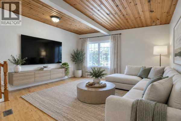 3103a 38 Street Sw Property Photo 4