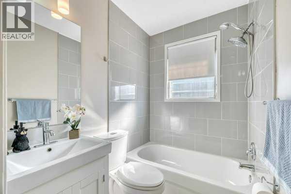3103a 38 Street Sw Property Photo 17