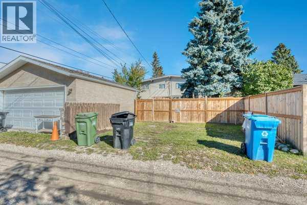 3103a 38 Street Sw Property Photo 24