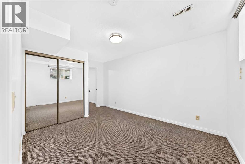 111 Arbour Stone Crescent Nw Property Photo 38