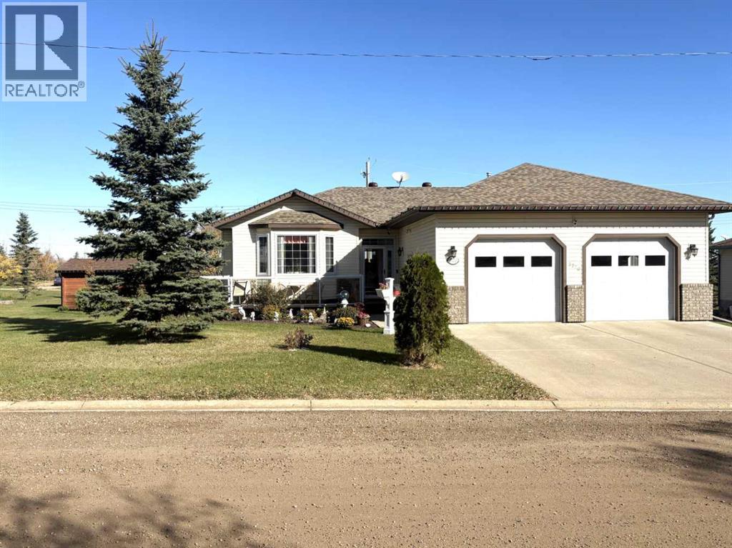 5220 48 Avenue Property Photo 1