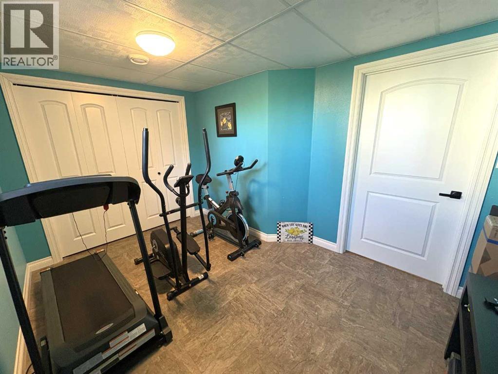 5220 48 Avenue Property Photo 31