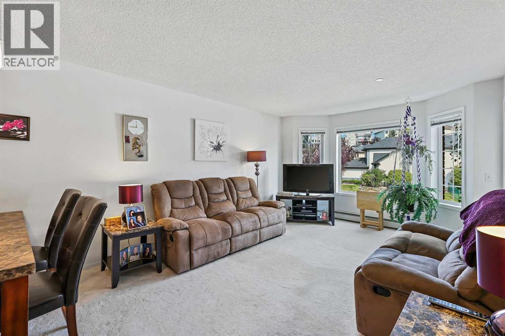 1206 Sienna Park Green Sw Property Photo 4