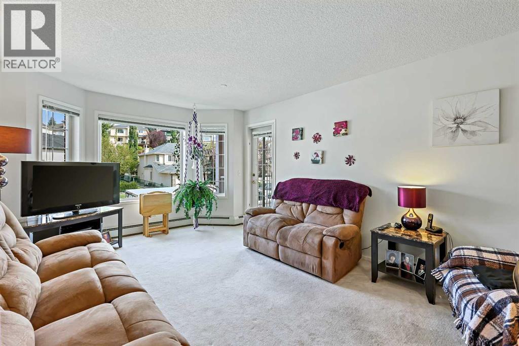 1206 Sienna Park Green Sw Property Photo 6