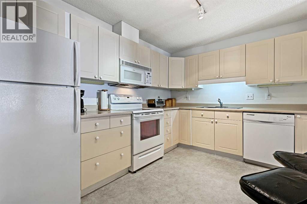 1206 Sienna Park Green Sw Property Photo 8