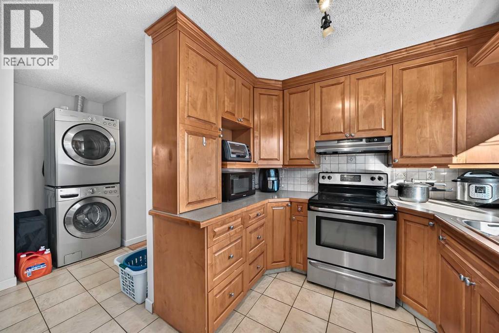 10647 Shillington Crescent Sw Property Photo 8