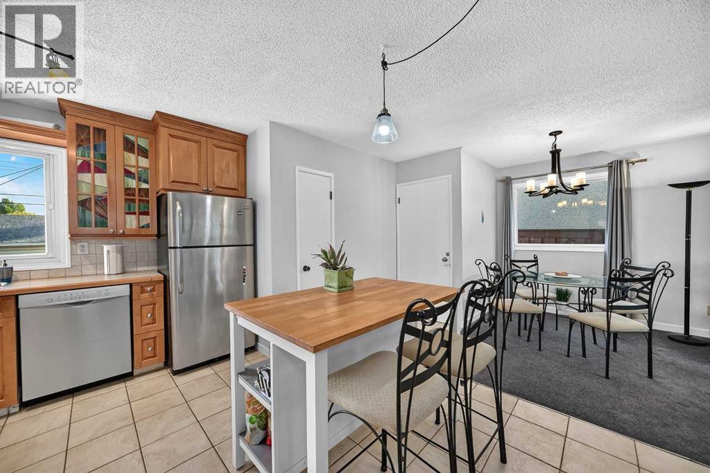10647 Shillington Crescent Sw Property Photo 12