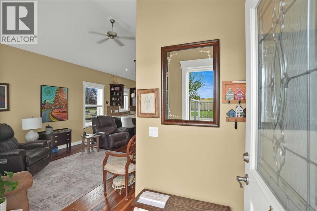 20 River Heights View Property Photo 2