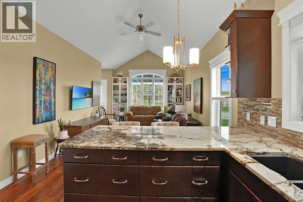 20 River Heights View Property Photo 7