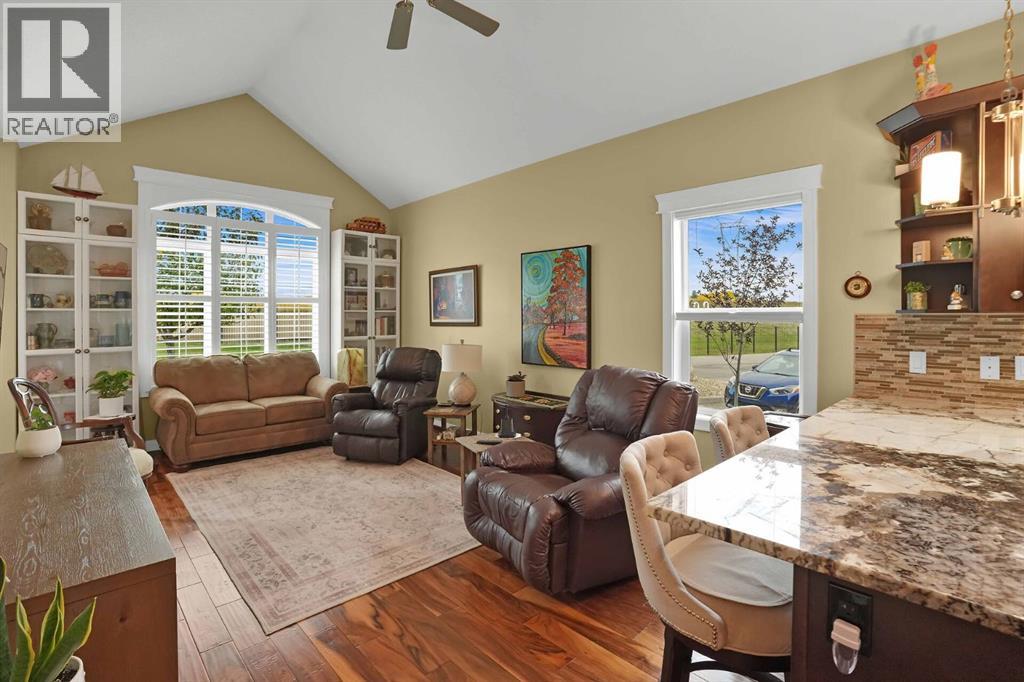 20 River Heights View Property Photo 9