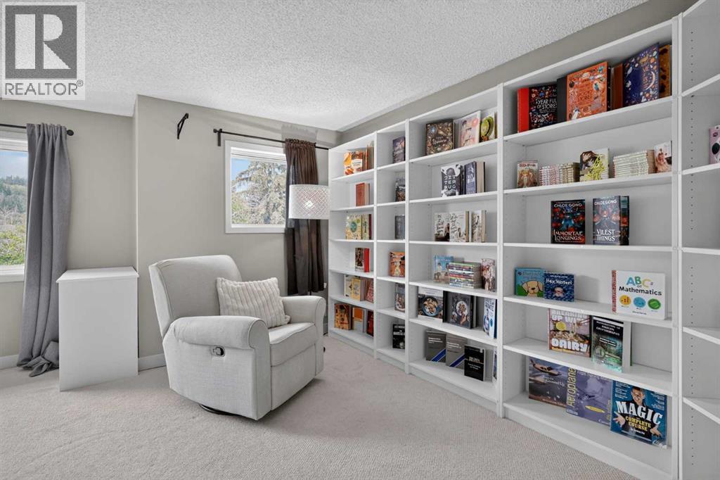 571 Point Mckay Grove Nw Property Photo 19