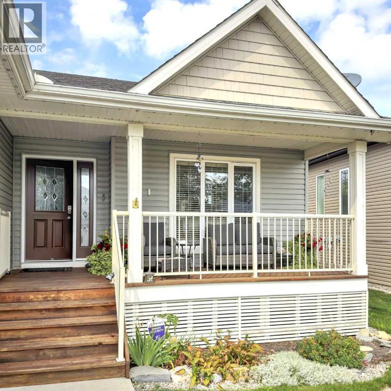 128 12 Ave Ne Property Photo 1