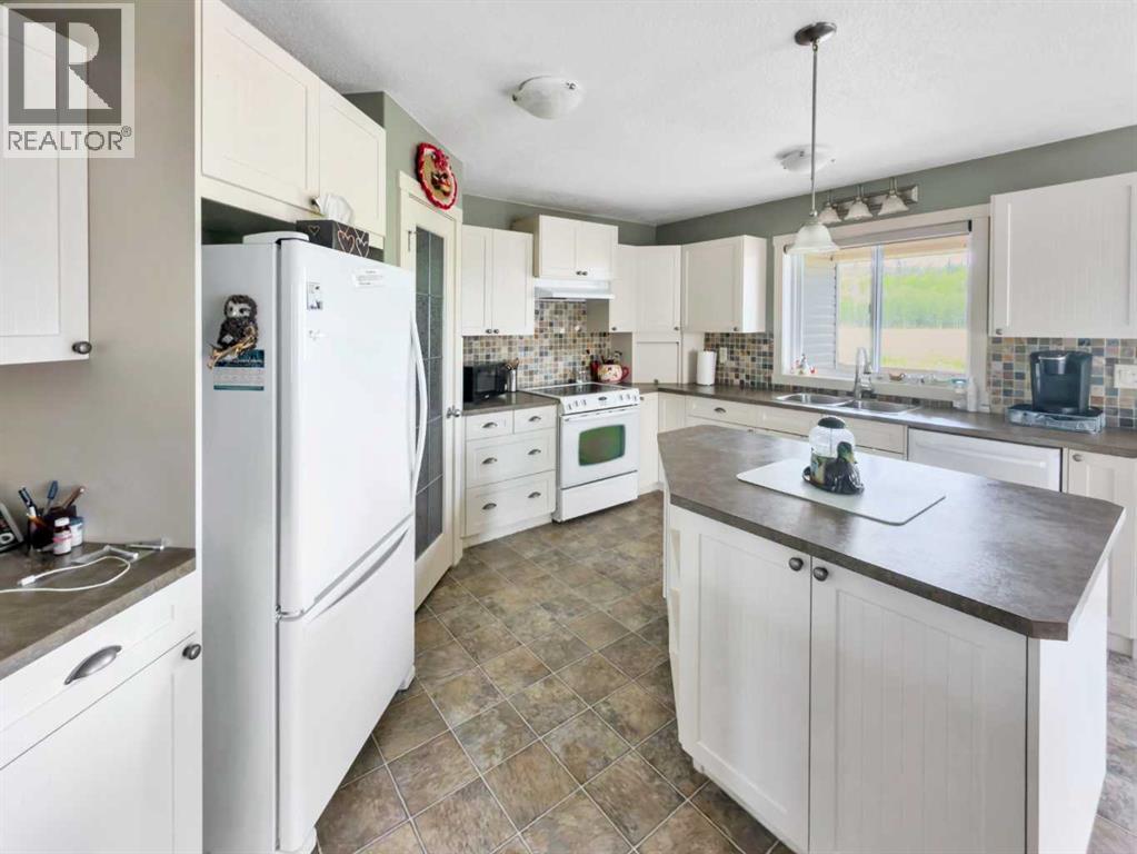 128 12 Ave Ne Property Photo 12