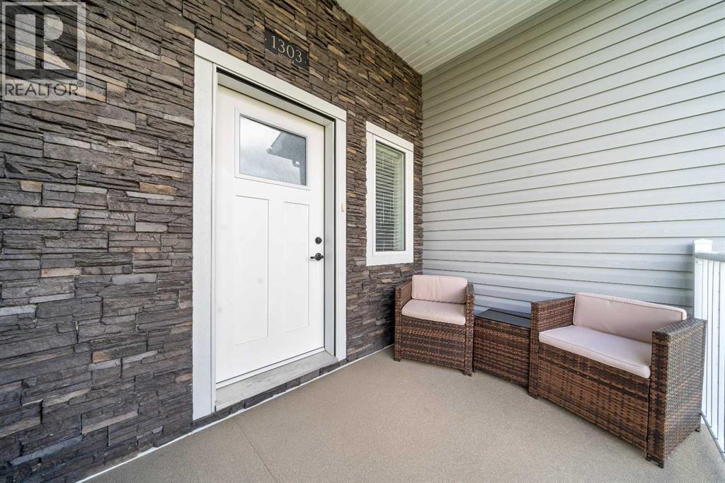 401 Southlands Boulevard Southeast Property Photo 5