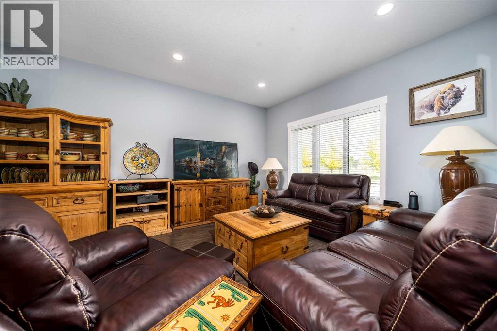 401 Southlands Boulevard Southeast Property Photo 7