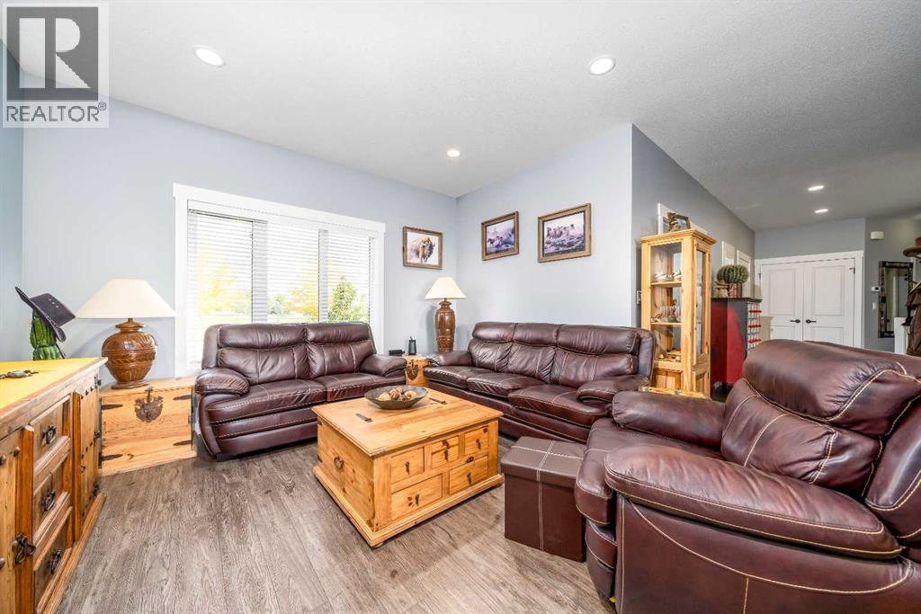 401 Southlands Boulevard Southeast Property Photo 8