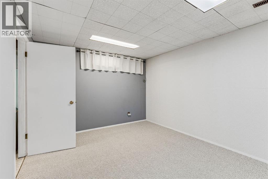 19 Woodbrook Road Sw Property Photo 37