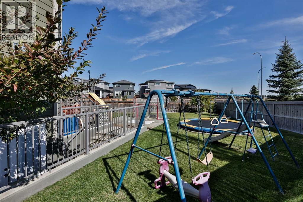 555 Devonia Road W Property Photo 3