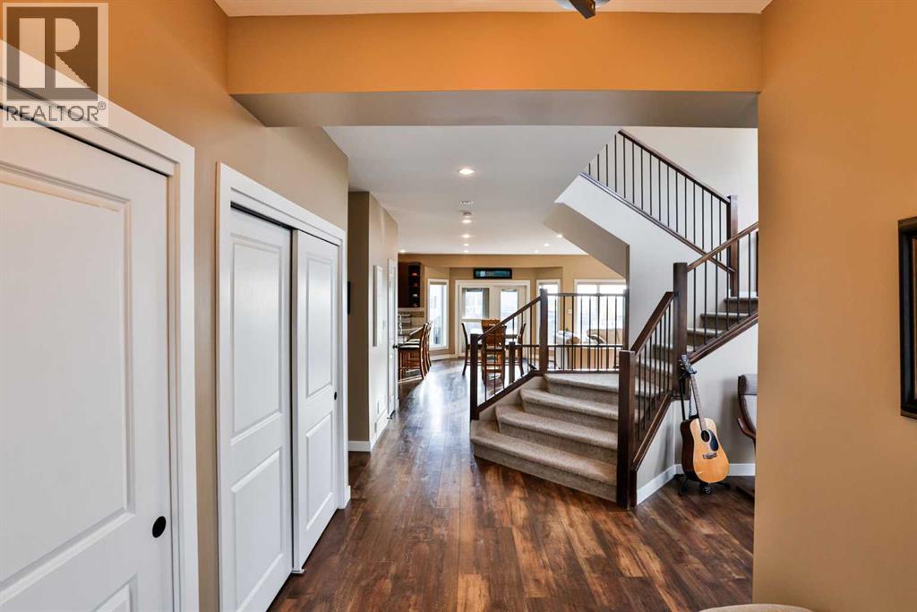555 Devonia Road W Property Photo 4