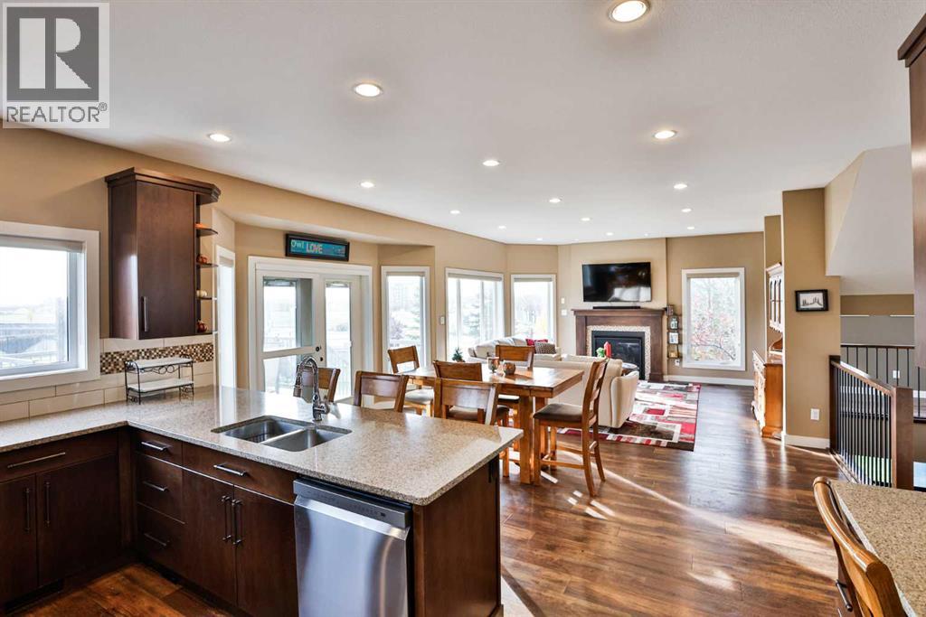 555 Devonia Road W Property Photo 10