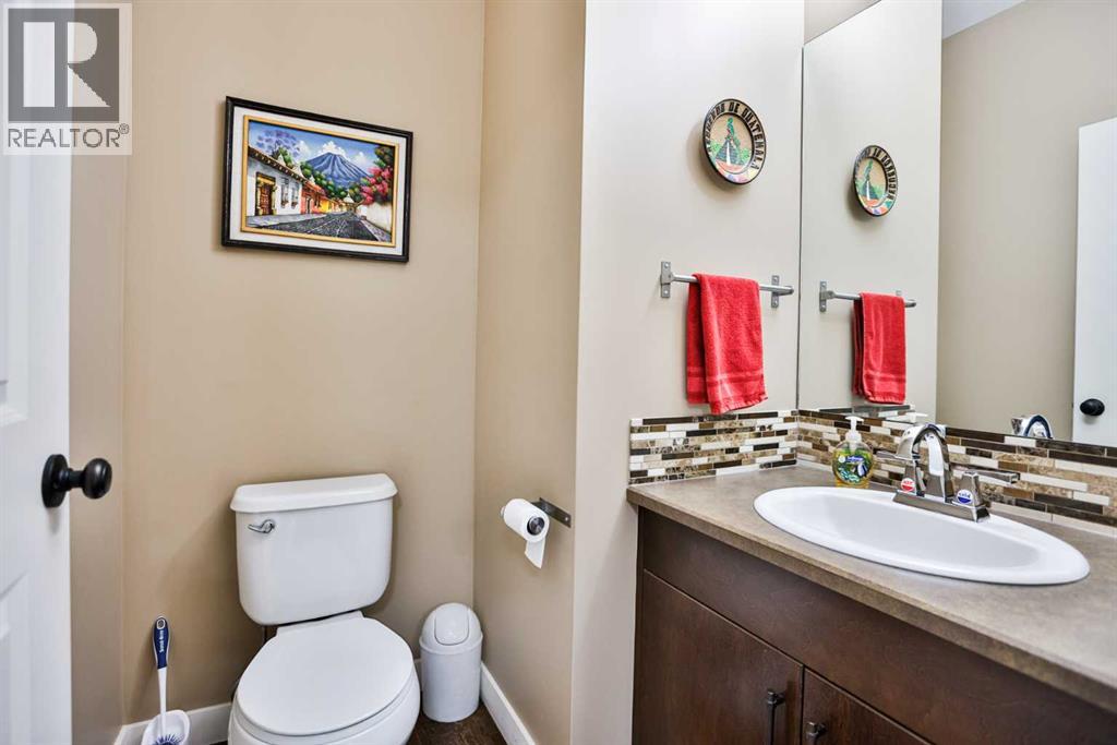 555 Devonia Road W Property Photo 13