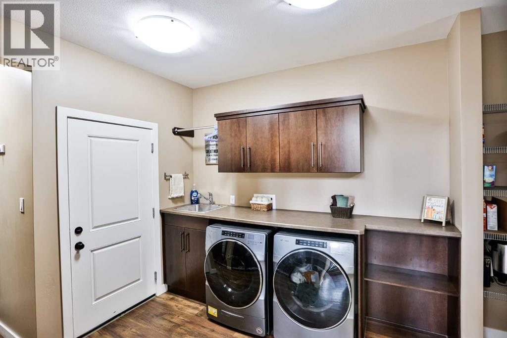 555 Devonia Road W Property Photo 14